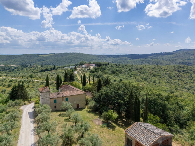 Rustico in vendita a Montebenichi, Bucine (AR)