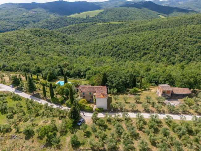 Rustico in vendita a Montebenichi, Bucine (AR)