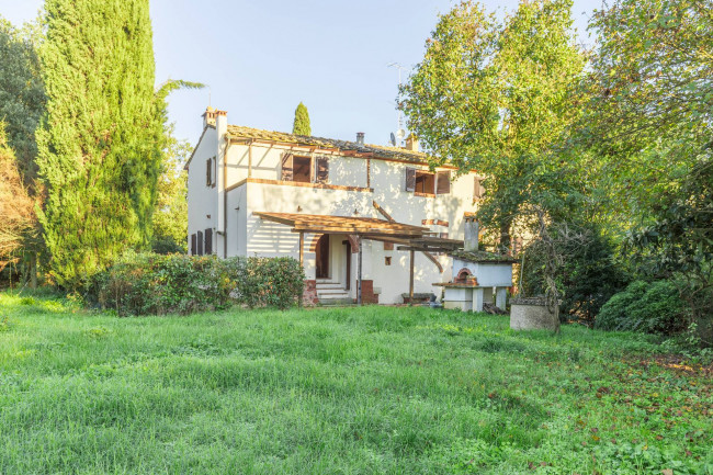 Rustico in vendita a Foiano Della Chiana (AR)