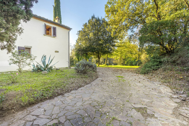 Rustico in vendita a Foiano Della Chiana (AR)