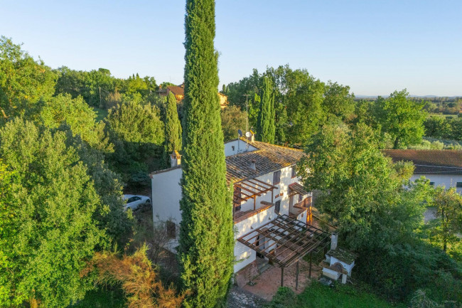 Rustico in vendita a Foiano Della Chiana (AR)