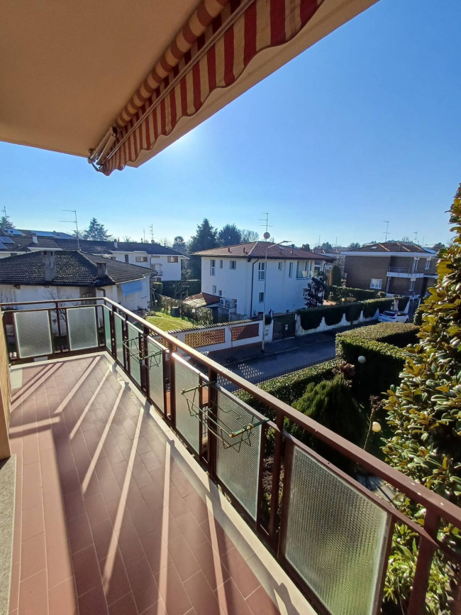 Appartamento in vendita a Trezzano sul Naviglio