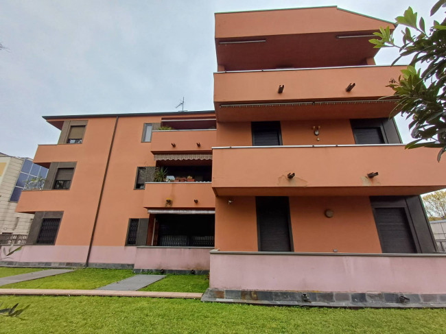 Appartamento in vendita a Cesano Boscone