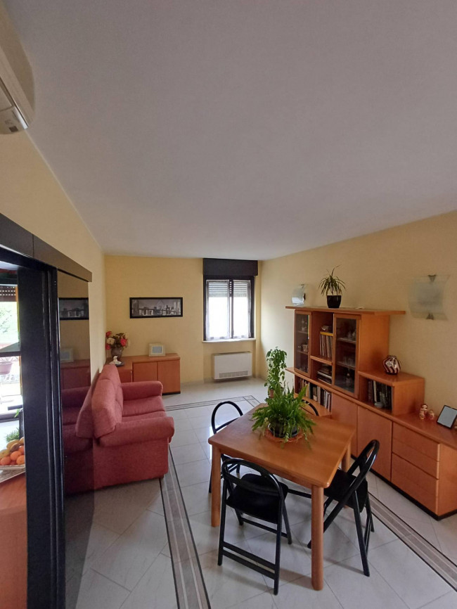 Appartamento in vendita a Cesano Boscone
