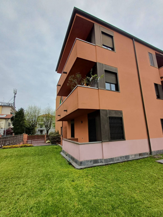 Appartamento in vendita a Cesano Boscone
