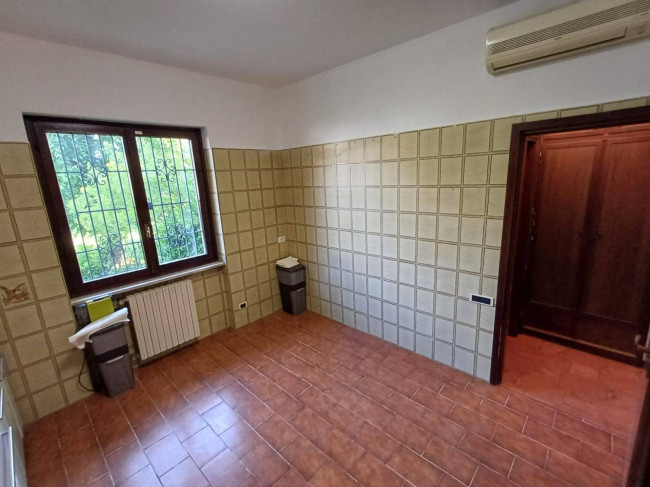 Villa in vendita a Trezzano sul Naviglio