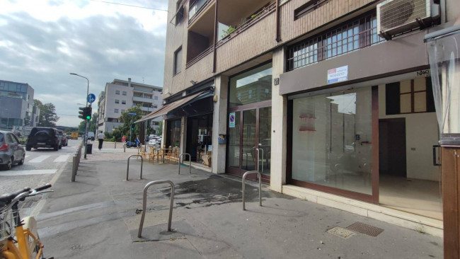 Locale commerciale in affitto a Milano