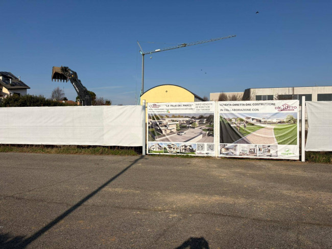 Villa in vendita a Canegrate