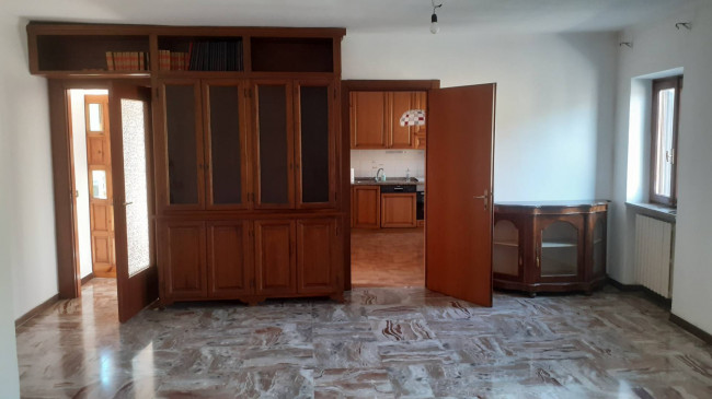 Appartamento in vendita a Lacchiarella