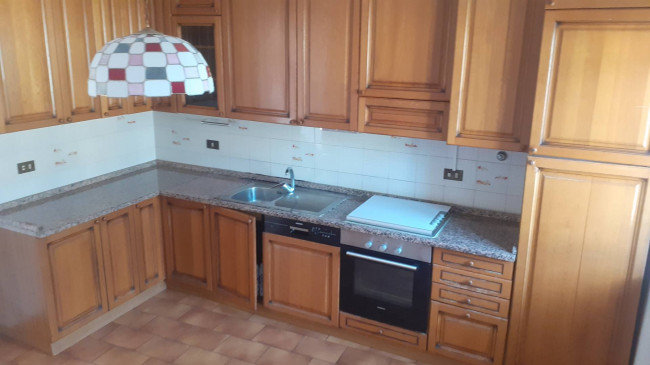 Appartamento in vendita a Lacchiarella