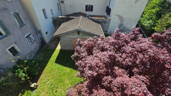 Casa singola in vendita a Grantola
