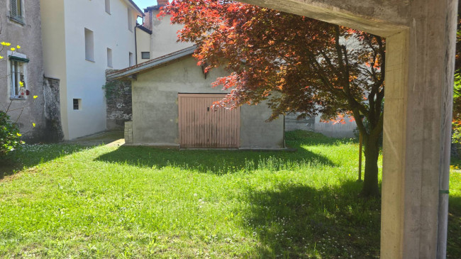 Casa singola in vendita a Grantola