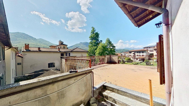 Casa singola in vendita a Grantola