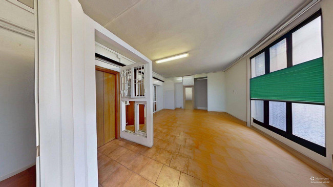 Locale commerciale in vendita a Milano