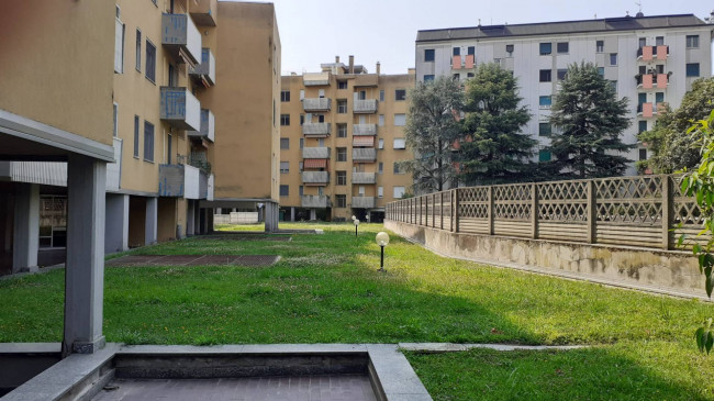Appartamento in vendita a Cesano Boscone