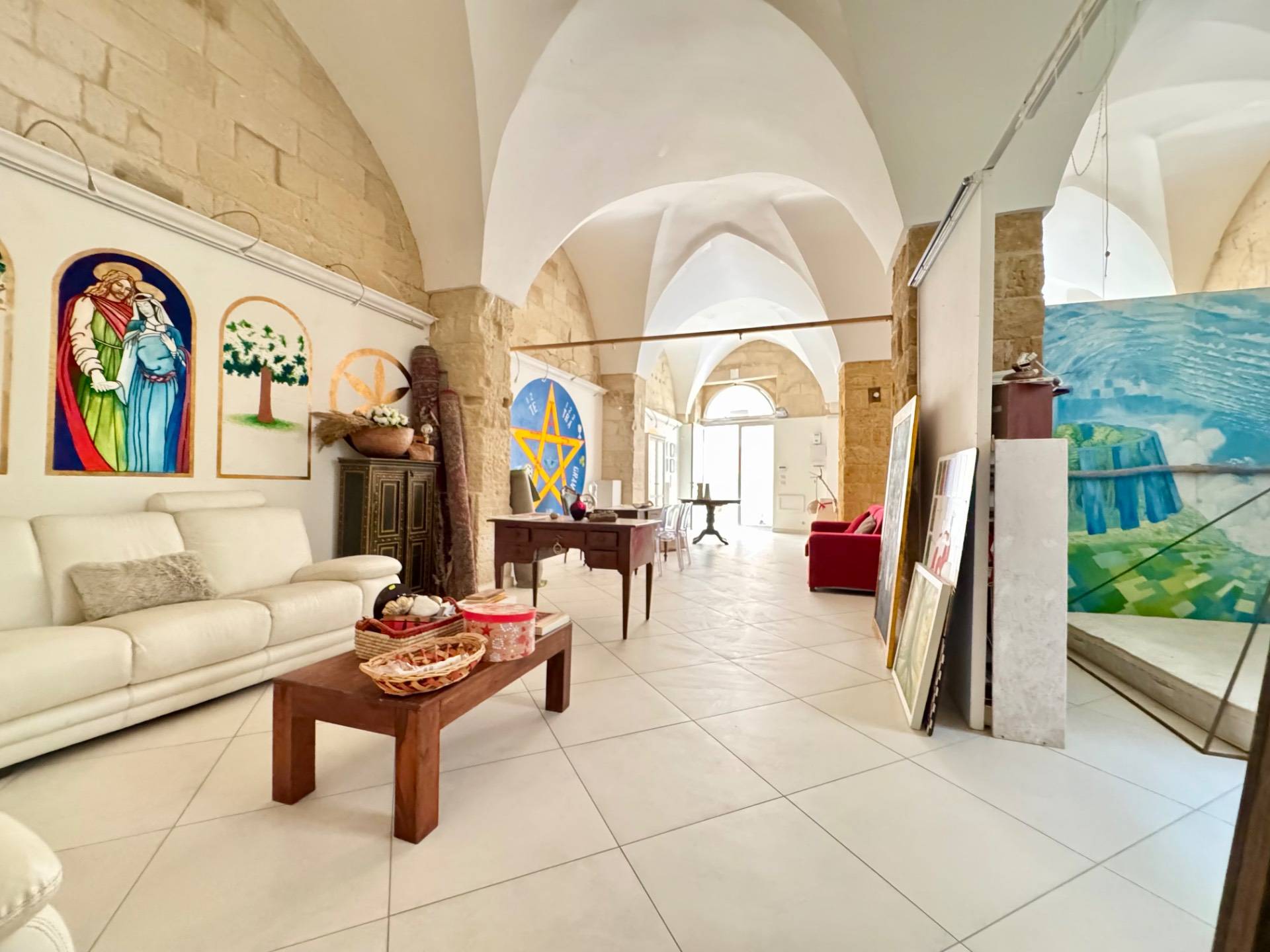 Fondo commerciale in vendita a Lecce (LE)