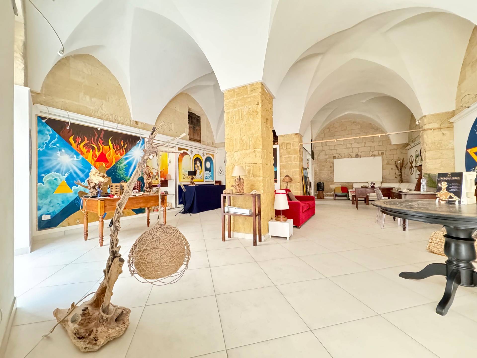 Fondo commerciale in vendita a Lecce (LE)