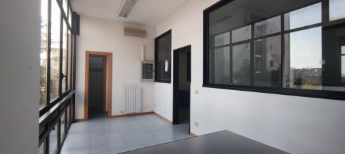 Ufficio in vendita a Monticelli, Ascoli Piceno (AP)