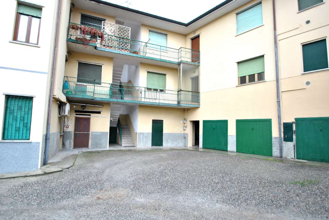 Appartamento CAMPARADA vendita  Residenziale.  Puntocasa Vimercate