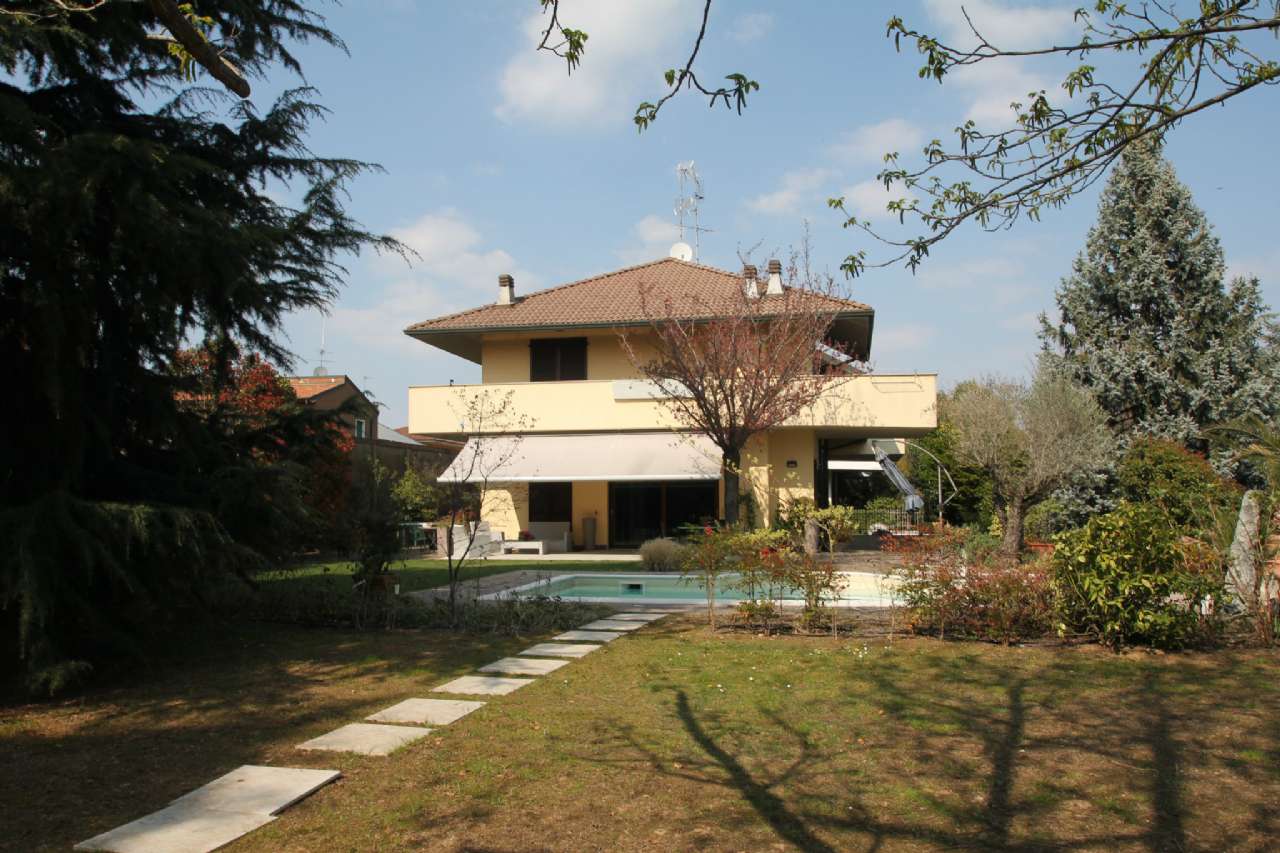 Villa VIMERCATE vendita  Residenziale  Puntocasa Vimercate