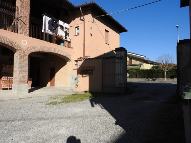 Porzione di casa in vendita a Verderio (LC)