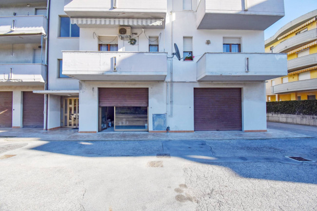 Magazzino a Potenza Picena