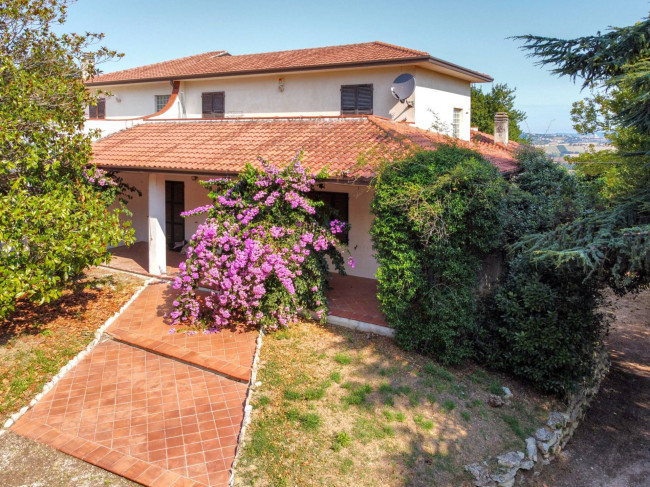 Casa indipendente a Potenza Picena