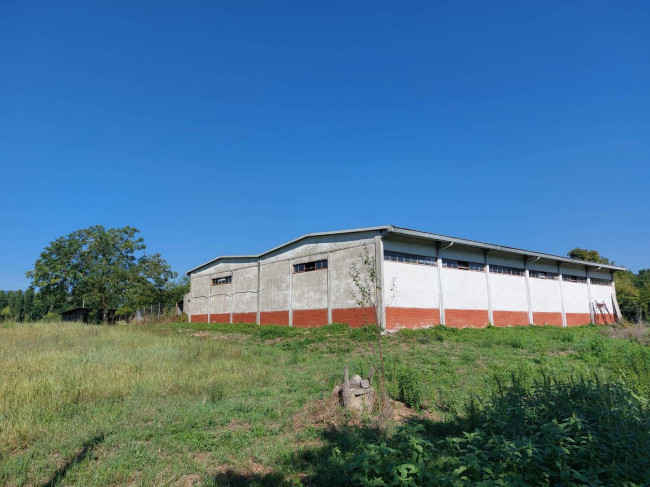 Capannone in vendita a Rieti