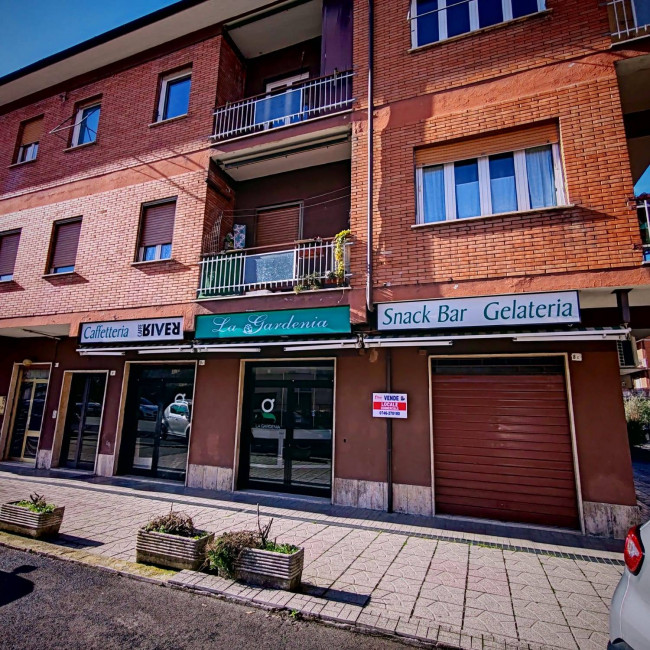 Locale commerciale in vendita a Rieti