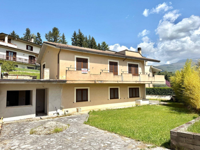 Villa in vendita a Rieti