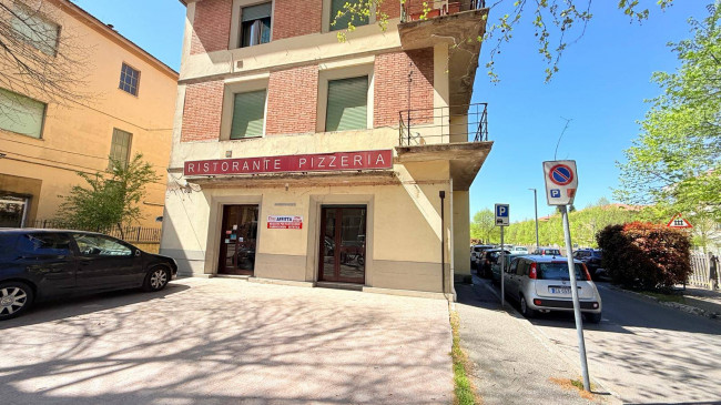 Locale commerciale in affitto a Rieti