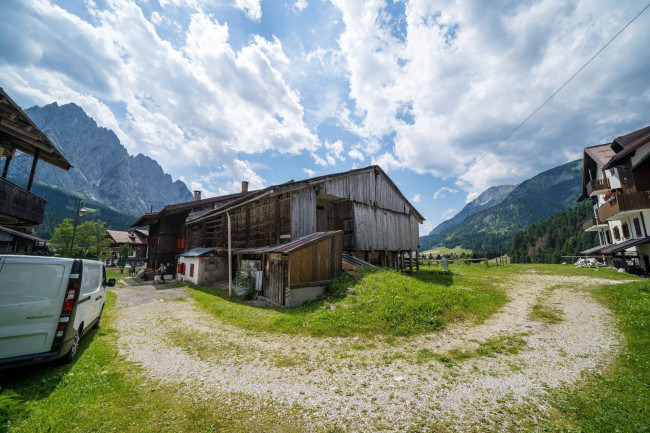 Porzione di casa in vendita a Sappada