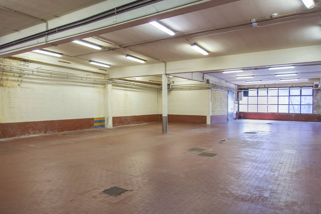 Warehouse for sale in Trieste