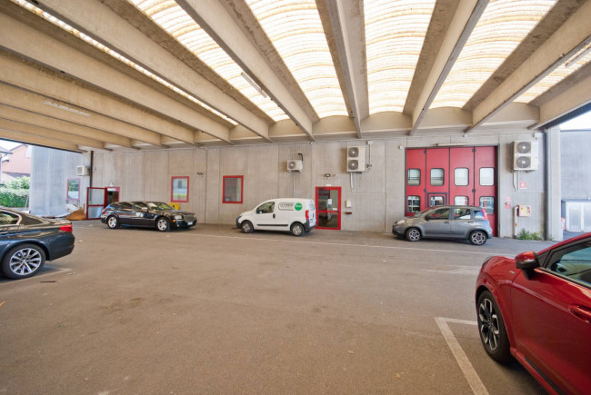 Showroom for sale in Monfalcone