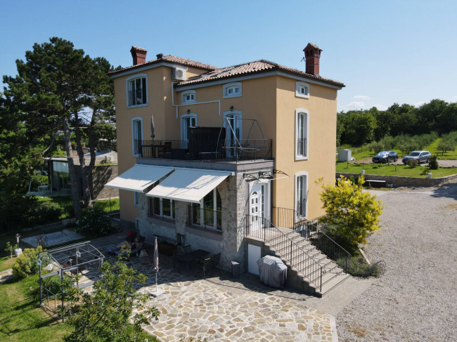 Villa in vendita a Muggia