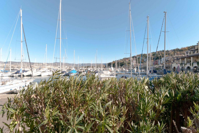 Appartamento in vendita a Muggia