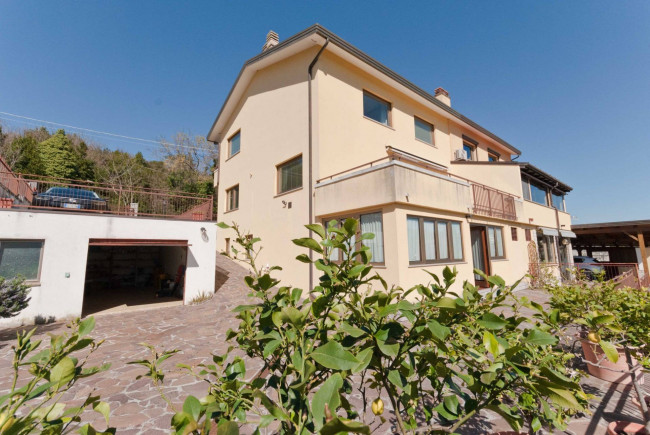 Villa for sale in Muggia