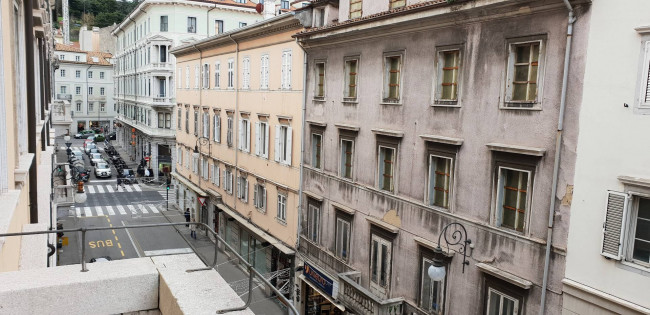 Wohnung zu mieten in Trieste
