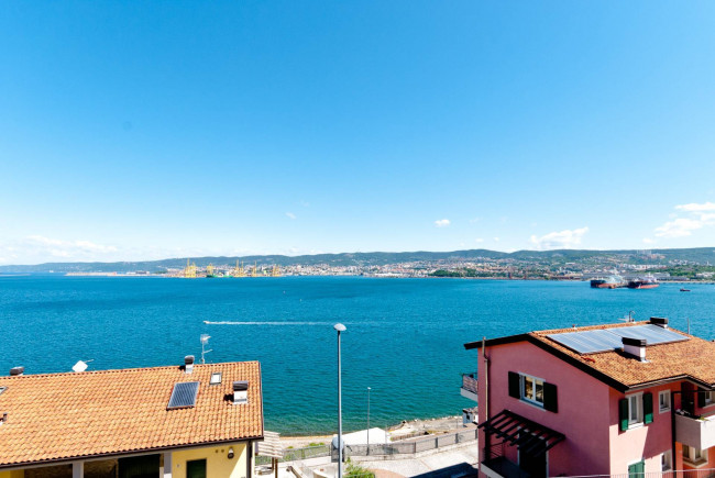 Penthouse/Mansarde zu verkauf in Muggia