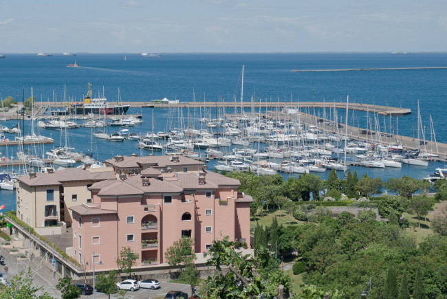 Penthouse/Mansarde zu verkauf in Muggia