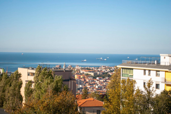 Appartamento in vendita a Trieste