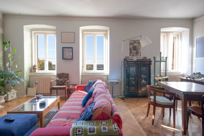 Appartamento in vendita a Trieste