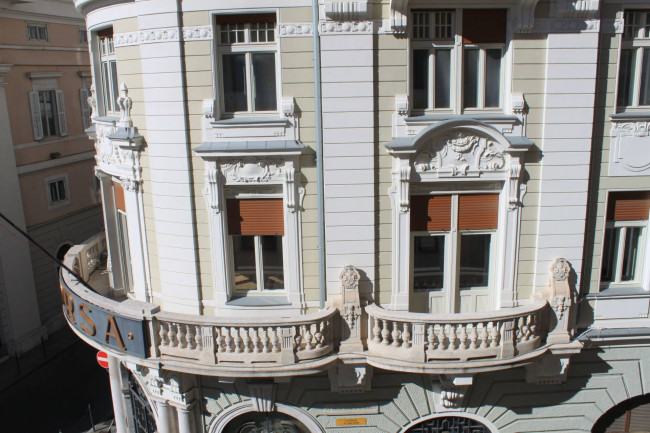 Appartamento in vendita a Trieste