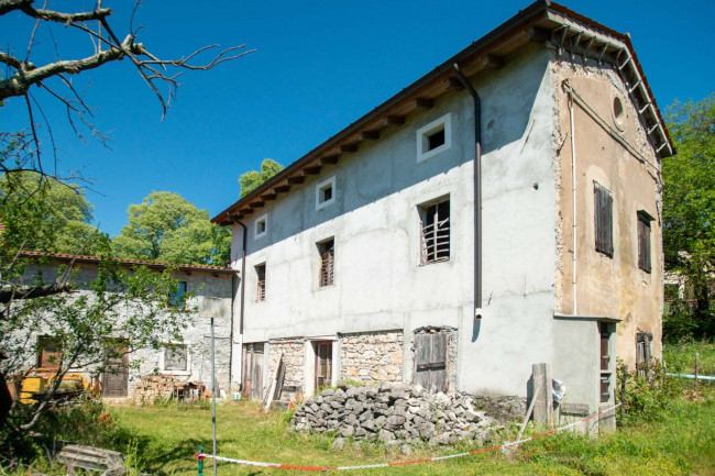 Single House for sale in Duino-Aurisina