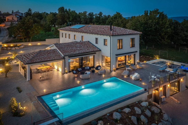 Villa zu verkauf in Motovun