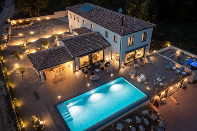 Villa zu verkauf in Motovun