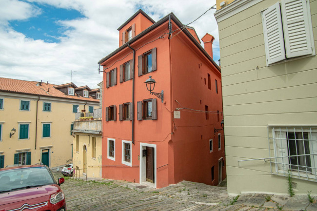 Appartamento in vendita a Trieste