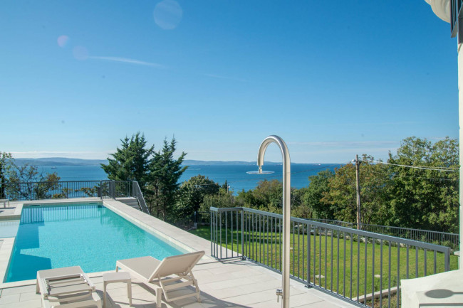 Apartment for sale in Trieste