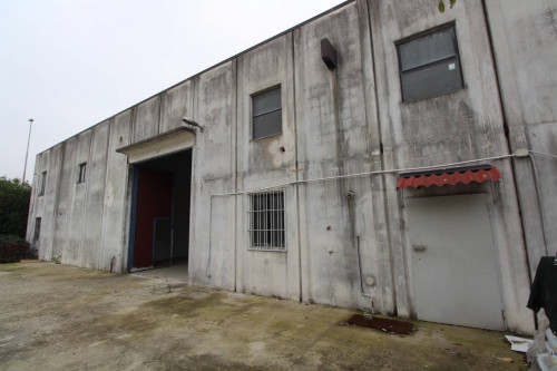 Capannone D/1 (opificio) a San Martino Siccomario