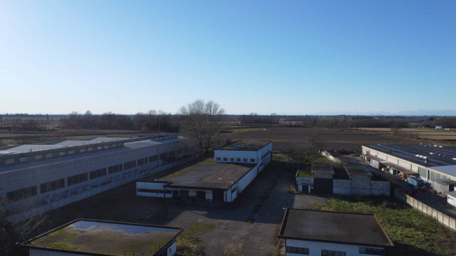 Capannone artigianale D/7 a Villanova d'Ardenghi